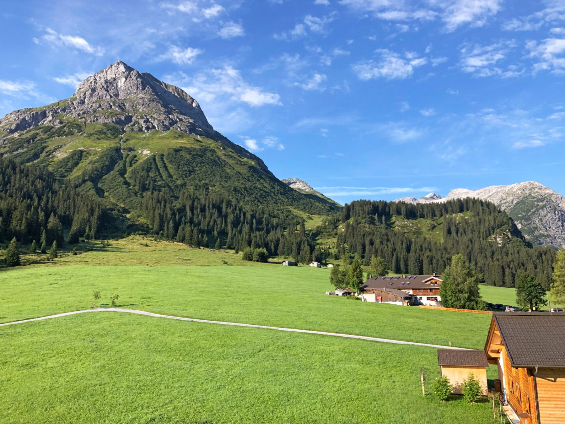 Über Almen wandern